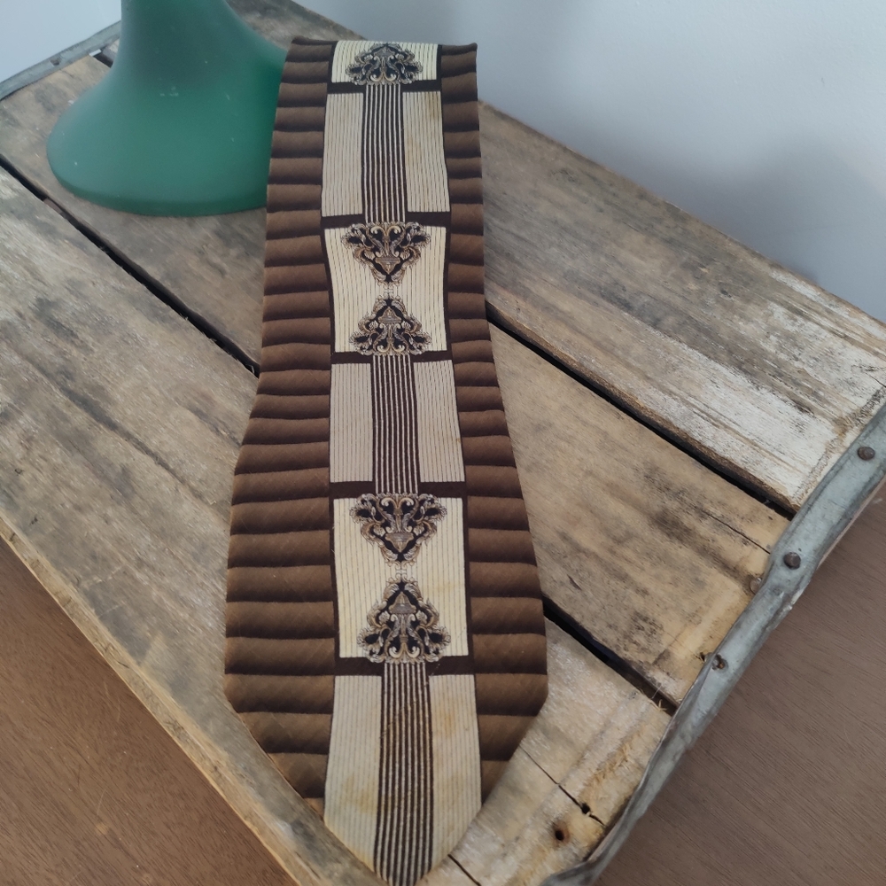Balmain 80s art deco bold Silk  couture opulent Dynasty runway  BDE tie